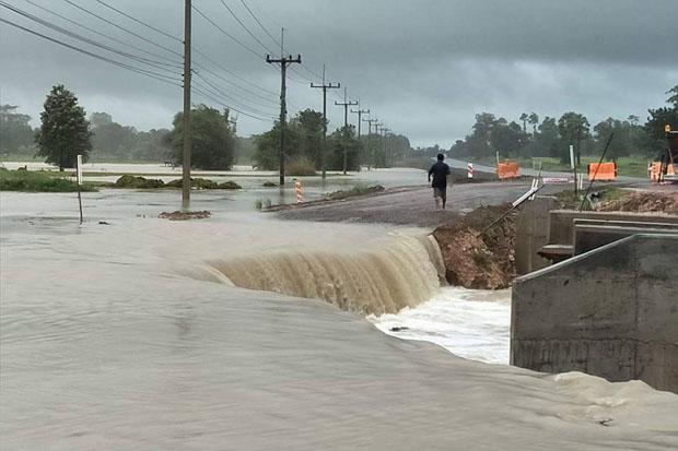 Relief Funds for Isaan Flood Sufferers